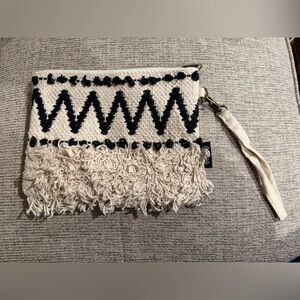 BOHO Woven Fringe Wristlet Clutch Black & Cream Geometric BNNU
